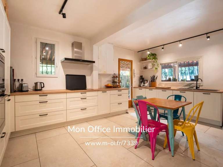 House Aix-en-Provence - 4 bedrooms - 180m²