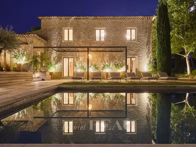 Maison Aix-en-Provence - 5 chambres - 586m²