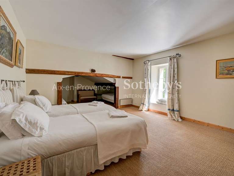 Moulin Aix-en-Provence - 7 chambres - 550m²