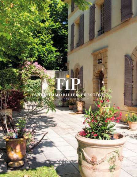 Propriété Aix-en-Provence - 7 chambres - 300m²