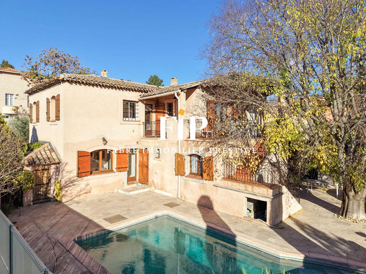 Property Aix-en-Provence