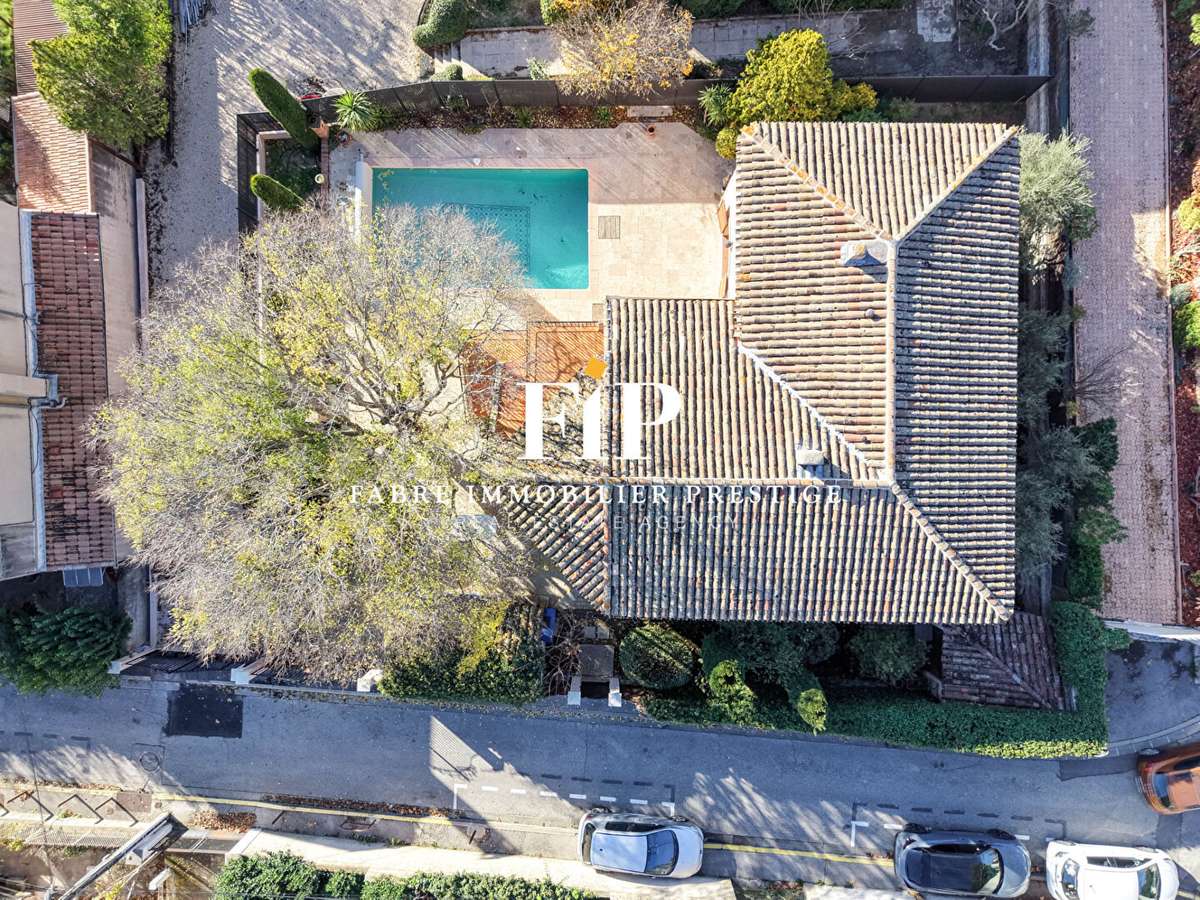 Property Aix-en-Provence