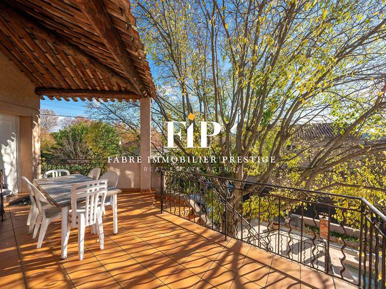 Propriété Aix-en-Provence - 8 chambres - 205m²