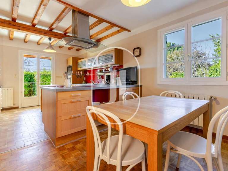 Property Aix-en-Provence - 5 bedrooms - 215m²