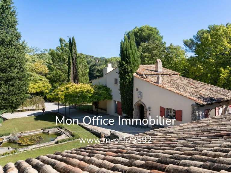 Propriété Aix-en-Provence - 5 chambres - 270m²
