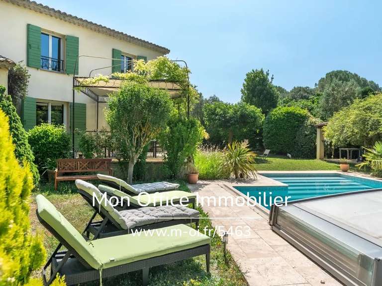 Propriété Aix-en-Provence - 5 chambres - 230m²