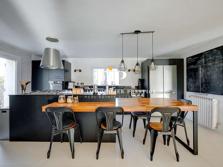 Propriété Aix-en-Provence - 5 chambres - 200m²