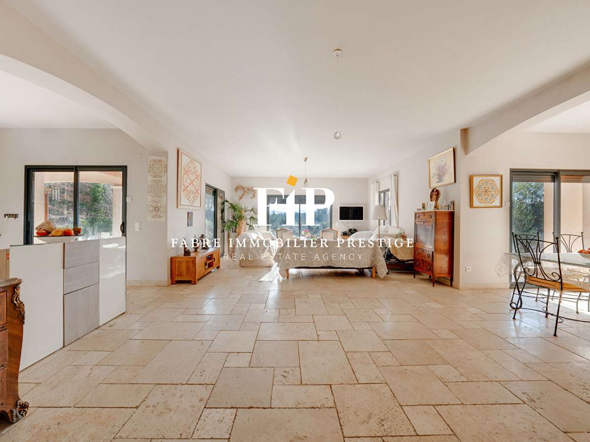 Property Aix-en-Provence