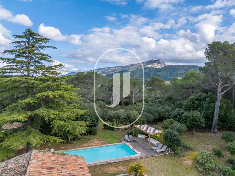 Propriété Aix-en-Provence - 6 chambres - 234m²