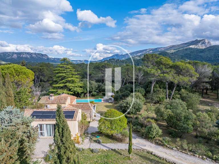 Propriété Aix-en-Provence - 6 chambres - 234m²