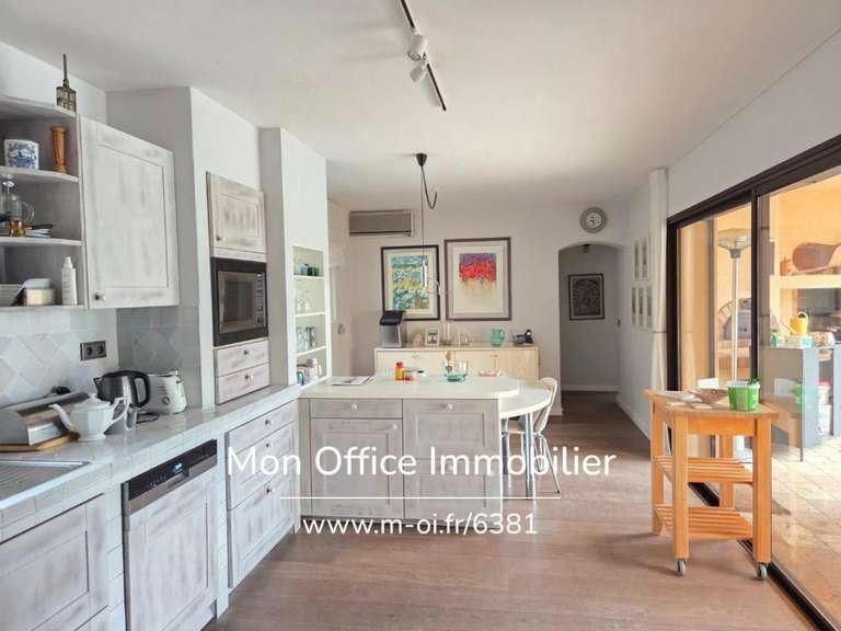Propriété Aix-en-Provence - 9 chambres - 377m²