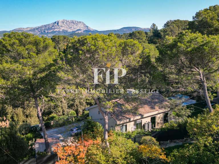 Property Aix-en-Provence - 5 bedrooms - 300m²
