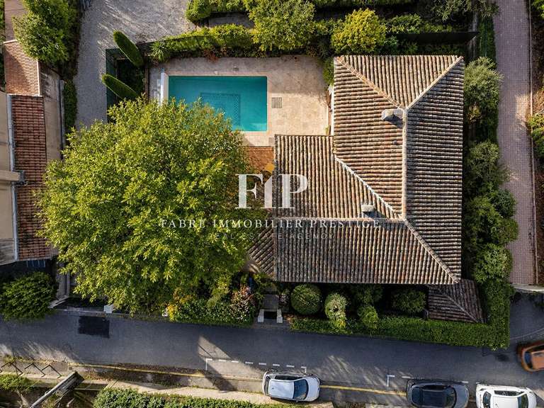 Propriété Aix-en-Provence - 12 chambres - 205m²