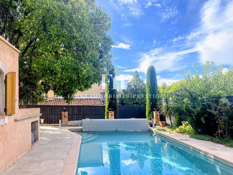 Propriété Aix-en-Provence - 12 chambres - 205m²