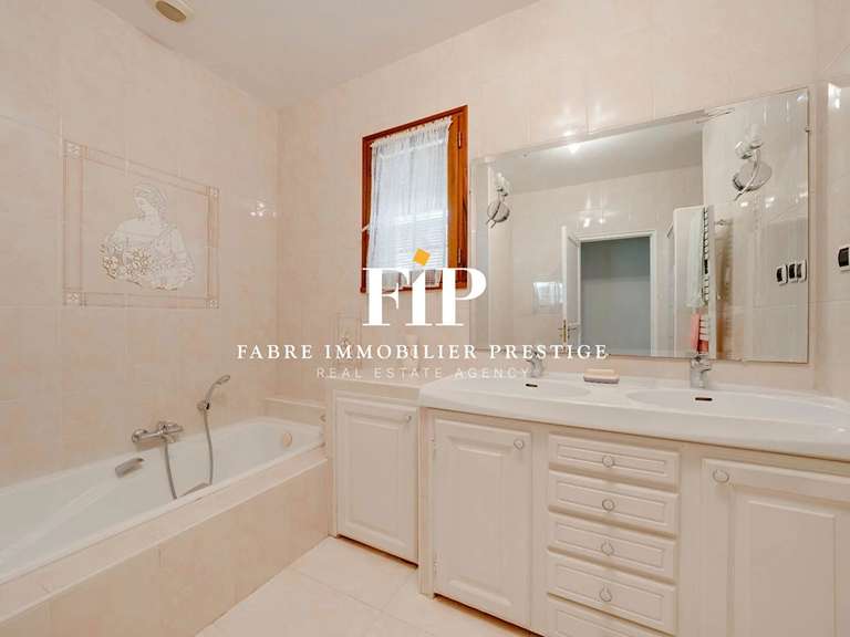 Propriété Aix-en-Provence - 12 chambres - 205m²