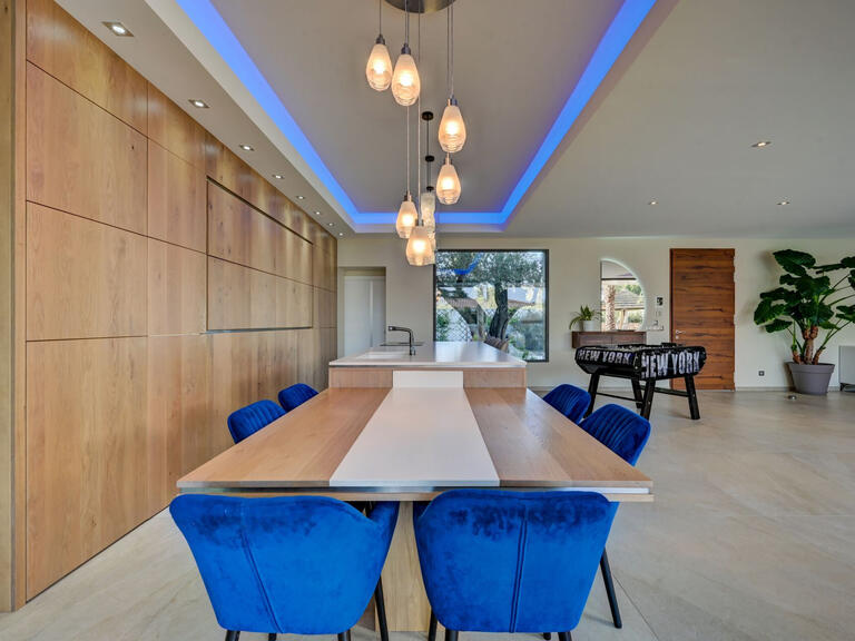 Villa Aix-en-Provence - 3 chambres - 210m²