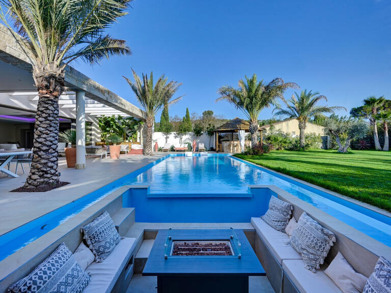 Villa Aix-en-Provence - 3 chambres - 210m²