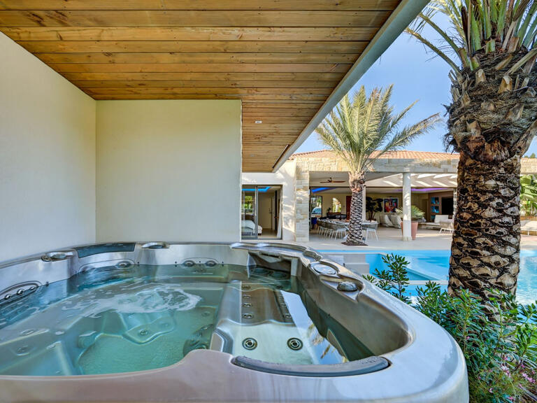 Villa Aix-en-Provence - 3 chambres - 210m²