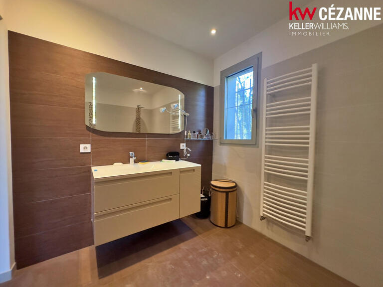 Villa Aix-en-Provence - 4 chambres - 136m²