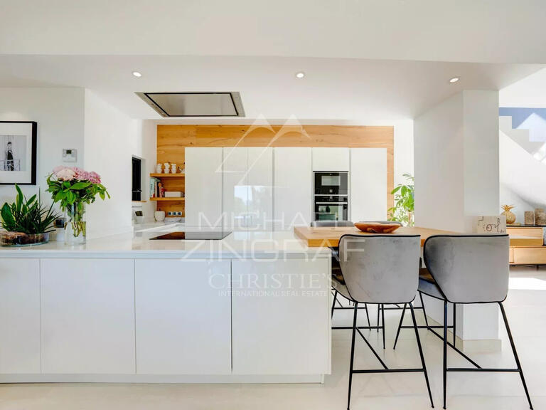 Villa Aix-en-Provence - 4 bedrooms - 300m²