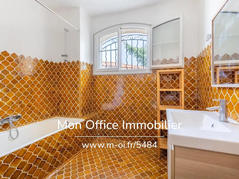 Villa Aix-en-Provence - 4 bedrooms - 185m²