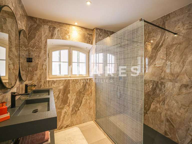 Villa Aix-en-Provence - 6 bedrooms - 300m²