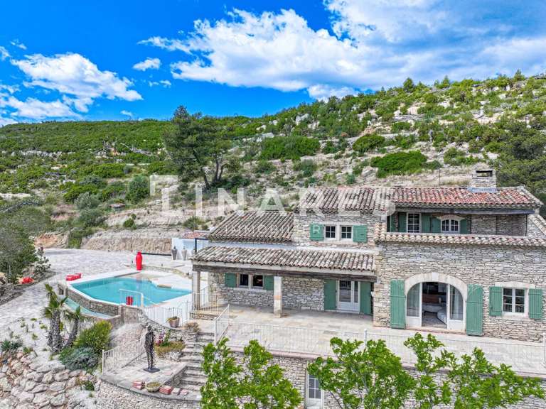 Villa Aix-en-Provence - 6 bedrooms - 300m²