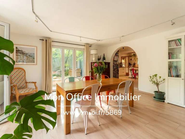 Villa Aix-en-Provence - 4 chambres - 180m²