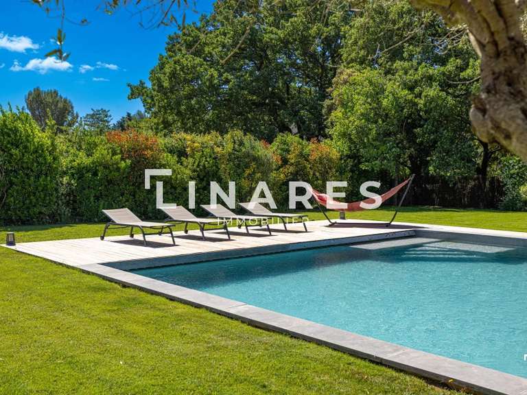 Villa Aix-en-Provence - 210m²