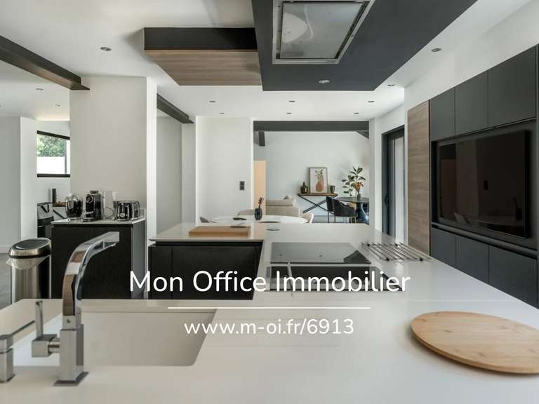 Villa Aix-en-Provence - 4 bedrooms - 250m²
