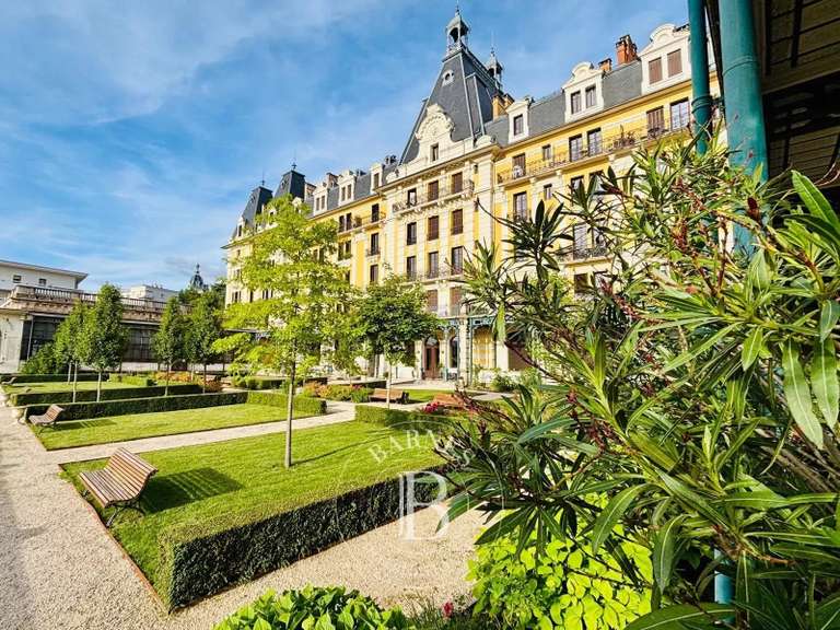 Appartement Aix-les-Bains - 2 chambres - 150m²
