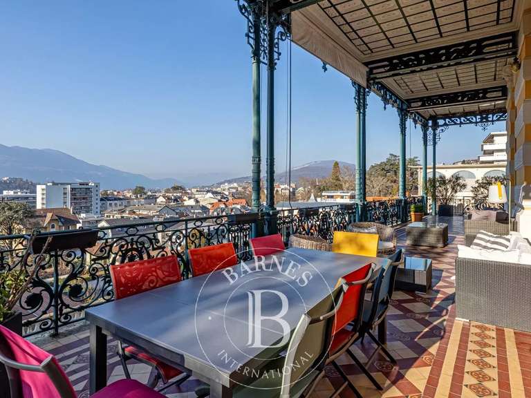 Appartement Aix-les-Bains - 2 chambres - 150m²