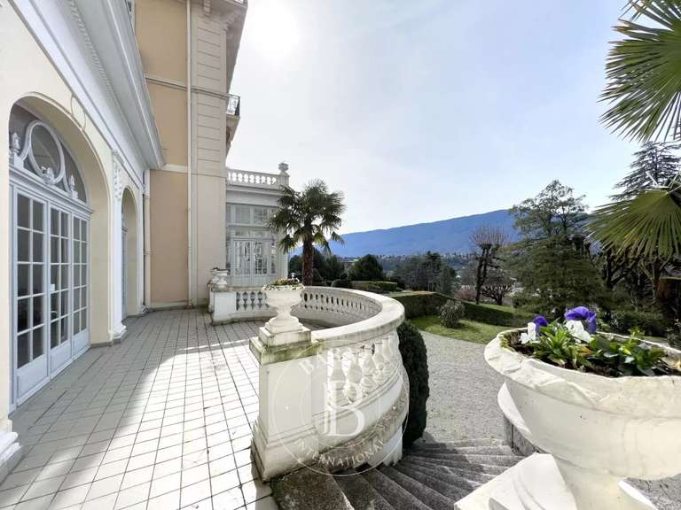 Appartement Aix-les-Bains - 2 chambres - 152m²