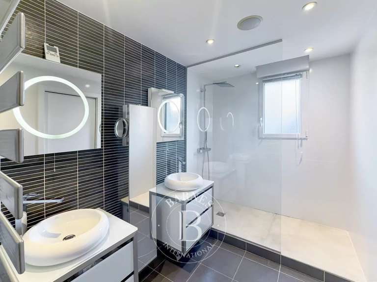 Appartement Aix-les-Bains - 4 chambres - 160m²