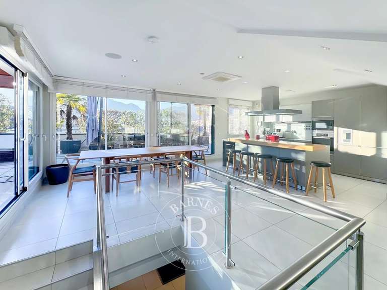 Appartement Aix-les-Bains - 4 chambres - 160m²