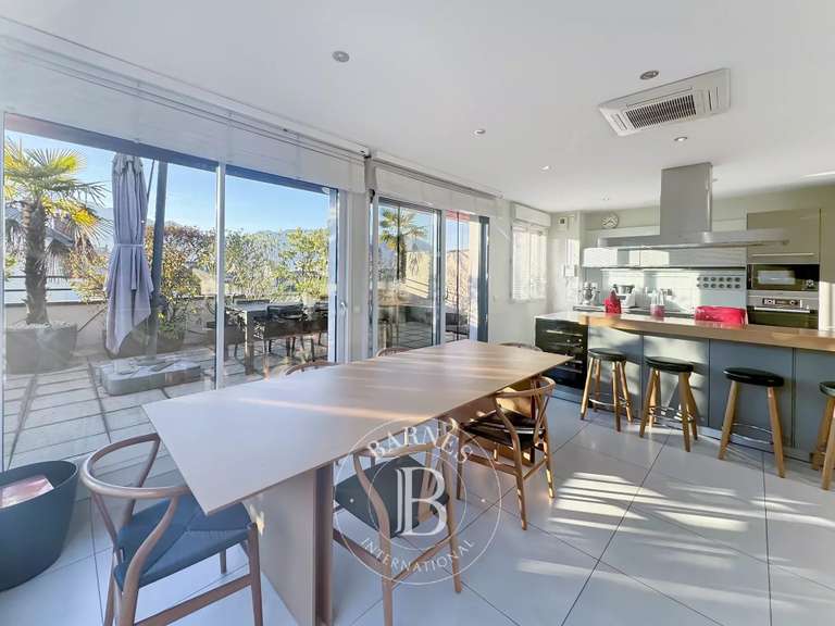 Appartement Aix-les-Bains - 4 chambres - 160m²