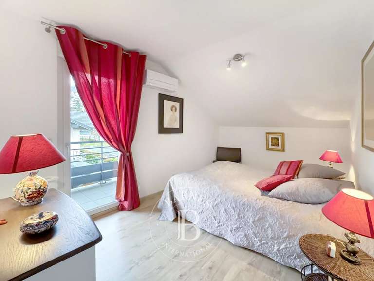 Appartement Aix-les-Bains - 3 chambres - 154m²