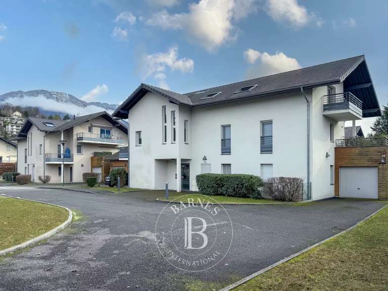 Appartement Aix-les-Bains - 3 chambres - 154m²