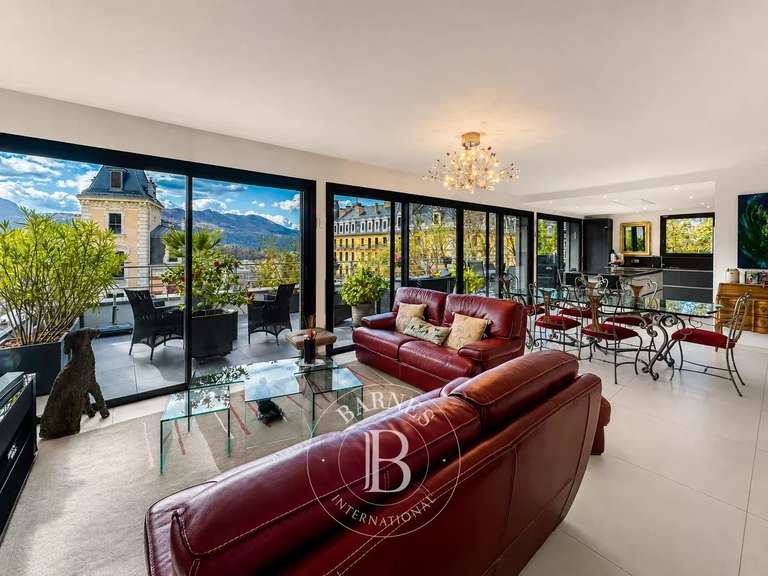 Appartement Aix-les-Bains - 3 chambres - 174m²