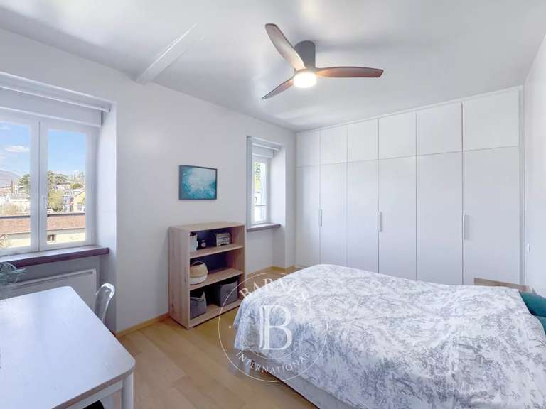 Appartement Aix-les-Bains - 3 chambres - 115m²