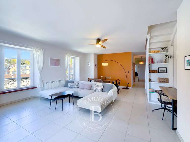 Appartement Aix-les-Bains - 3 chambres - 115m²
