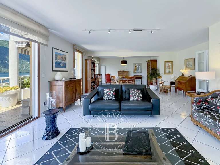 Appartement Aix-les-Bains - 3 chambres - 187m²