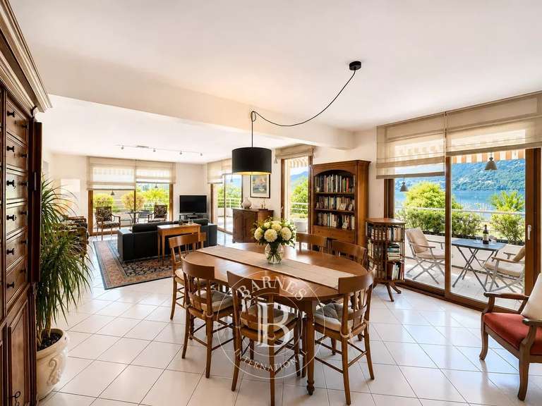 Appartement Aix-les-Bains - 3 chambres - 187m²