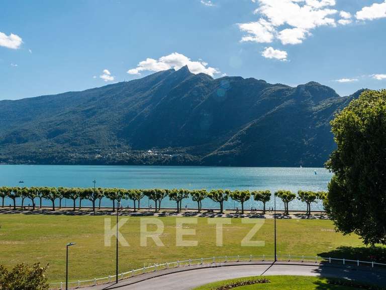 Appartement Aix-les-Bains - 3 chambres - 150m²