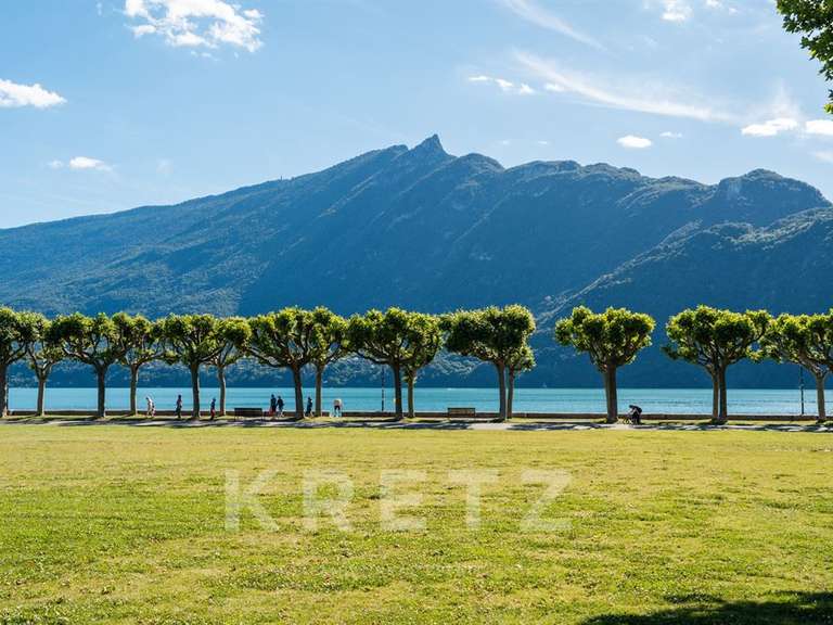 Appartement Aix-les-Bains - 3 chambres - 150m²