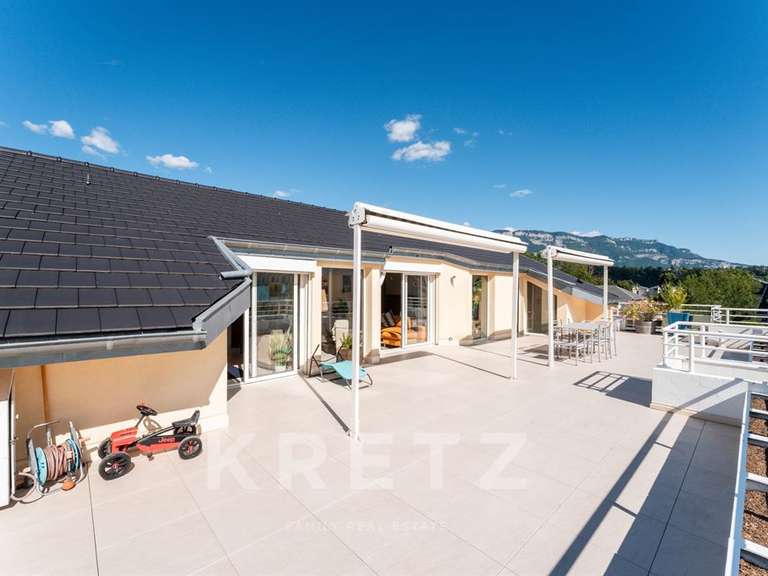 Appartement Aix-les-Bains - 3 chambres - 150m²
