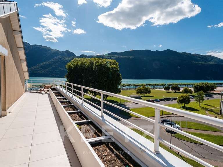 Appartement Aix-les-Bains - 3 chambres - 150m²