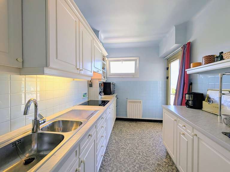 Appartement Aix-les-Bains - 2 chambres - 90m²