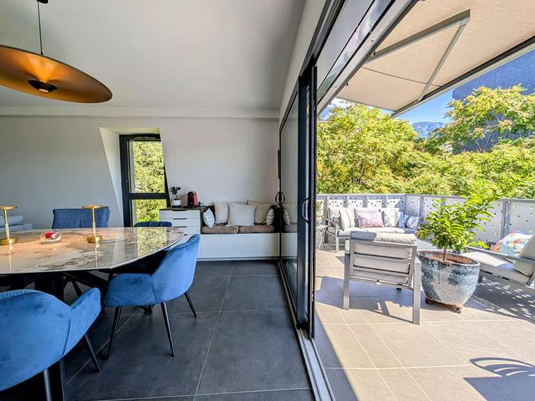 Apartment Aix-les-Bains - 2 bedrooms - 69m²