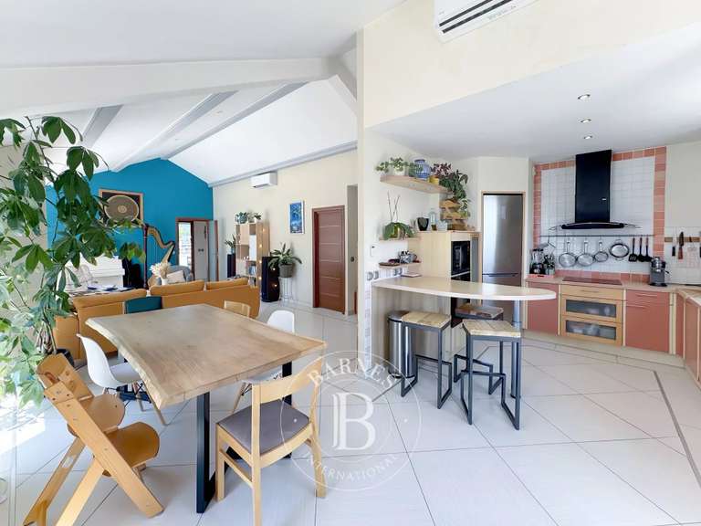 Appartement Aix-les-Bains - 3 chambres - 102m²